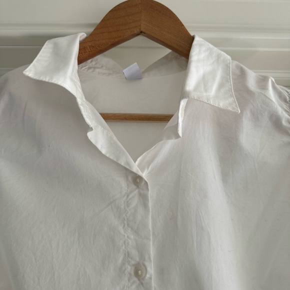 NWT Old Navy Long-Sleeve Smocked Cotton-Poplin Shirt in White size M - Picture 3 of 9